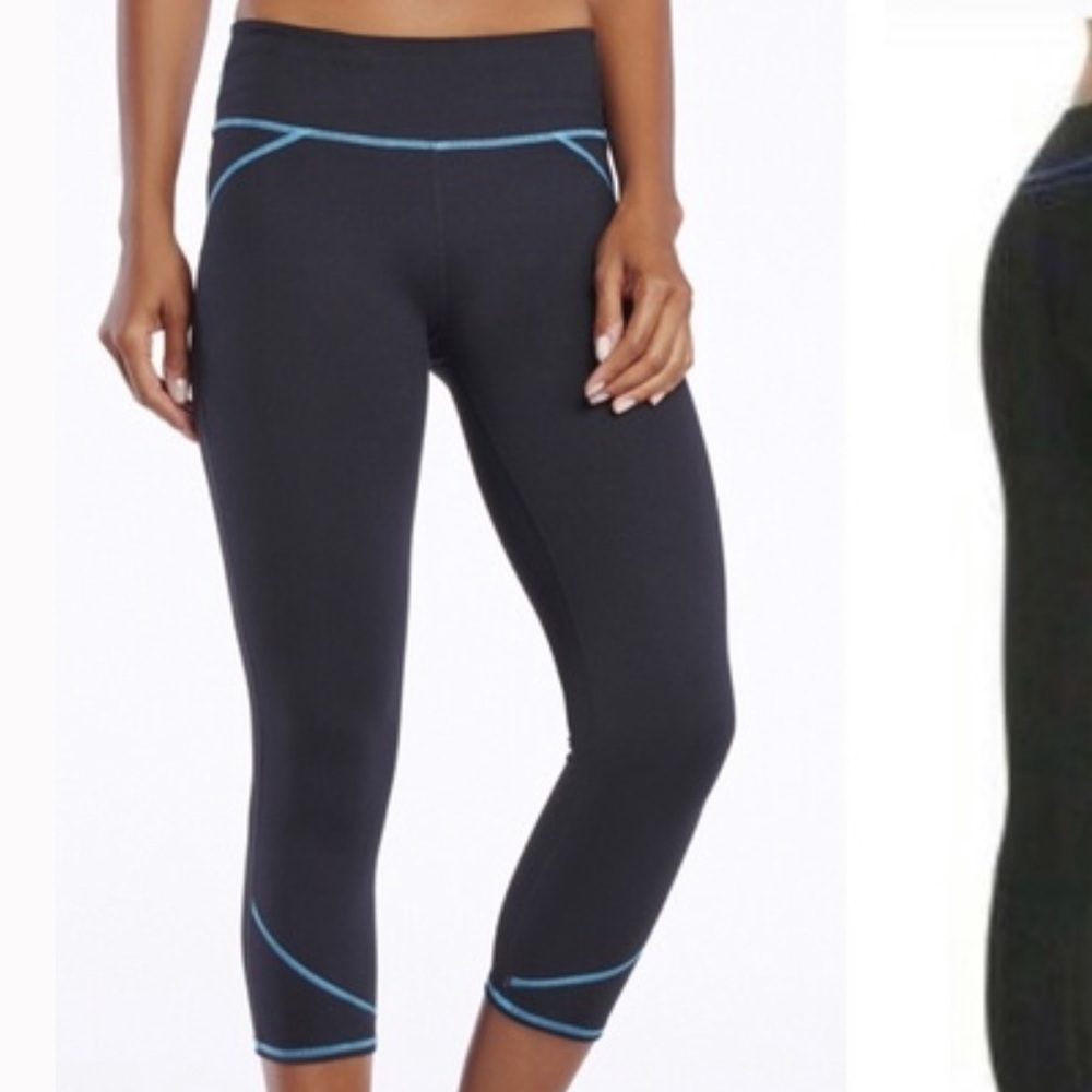 Fabletics Lima Capri. Size XSMALL.